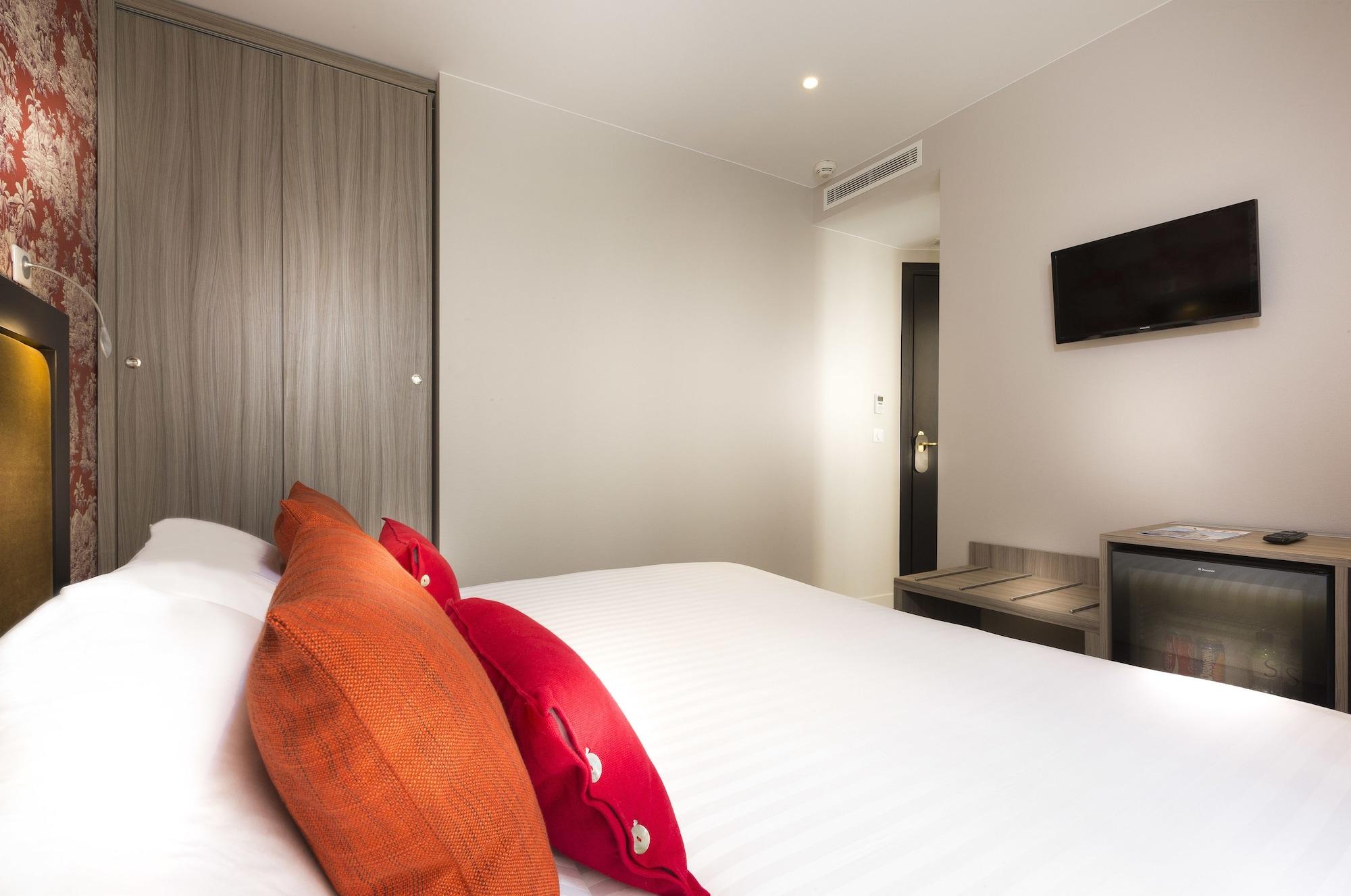 โฮเต็ล อินเตอร์เนชั่นแนล Hotel ปารีส ภายนอก รูปภาพ