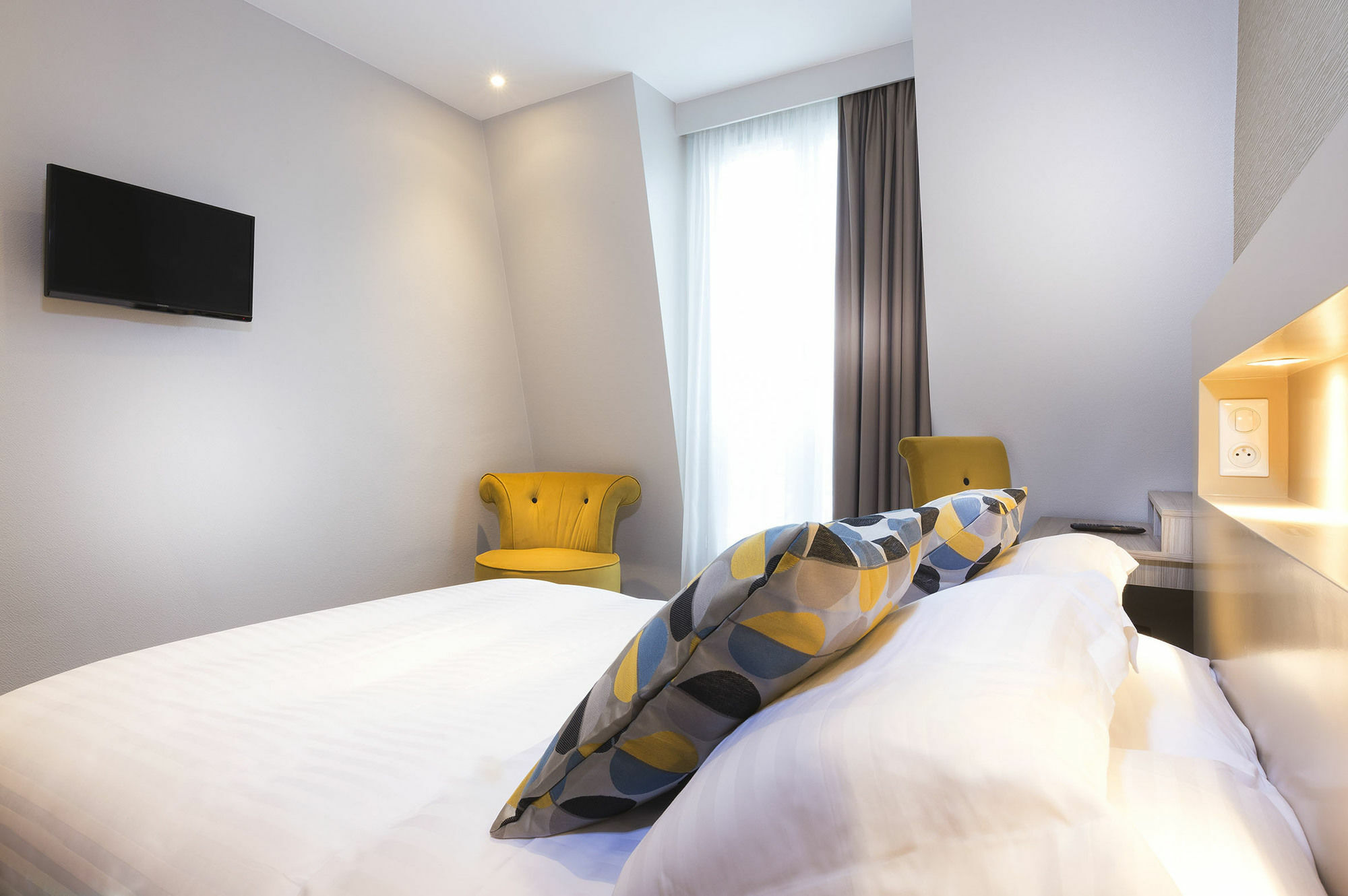 โฮเต็ล อินเตอร์เนชั่นแนล Hotel ปารีส ภายนอก รูปภาพ